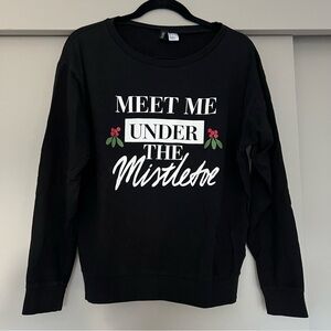 H&M 'Meet Me Under The Mistletoe' Long Sleeve Tee